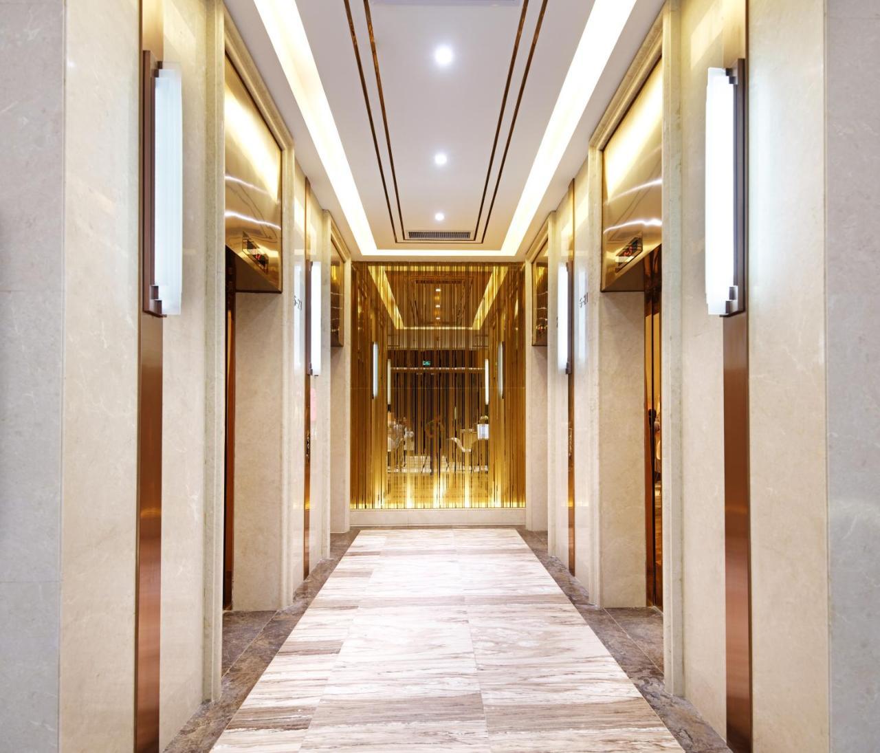 Royal Star Apartment Cantón Exterior foto